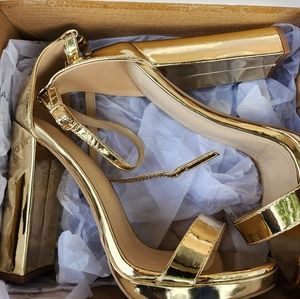 Wild diva lounge silver Morris-03 Block Heel With Adjustable Ankle Strap 8.5